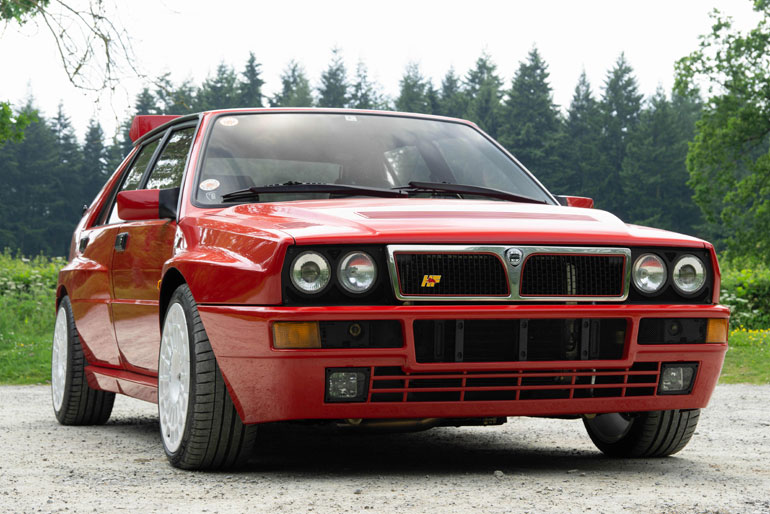 Top 10 Most Popular Italian Cars: Icons of Style and Performance