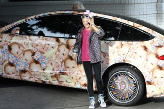 JoJo Siwa Car